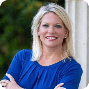 Portrait of Suzie Dieth, Vice President and Chief Experience Officer at NRG Consumer Energy